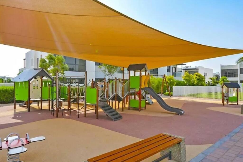 Villa Upgraded Spacious 3br+maid Dubai
