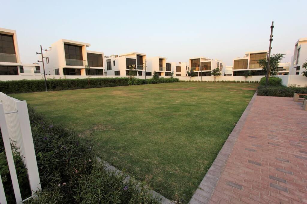 Villa Upgraded Spacious 3br+maid *